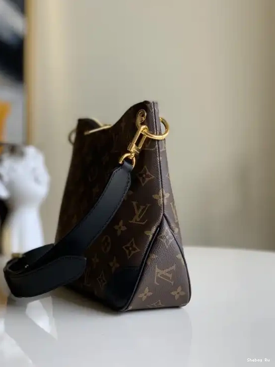 VUITTON PM ODÉON LOUIS 0626